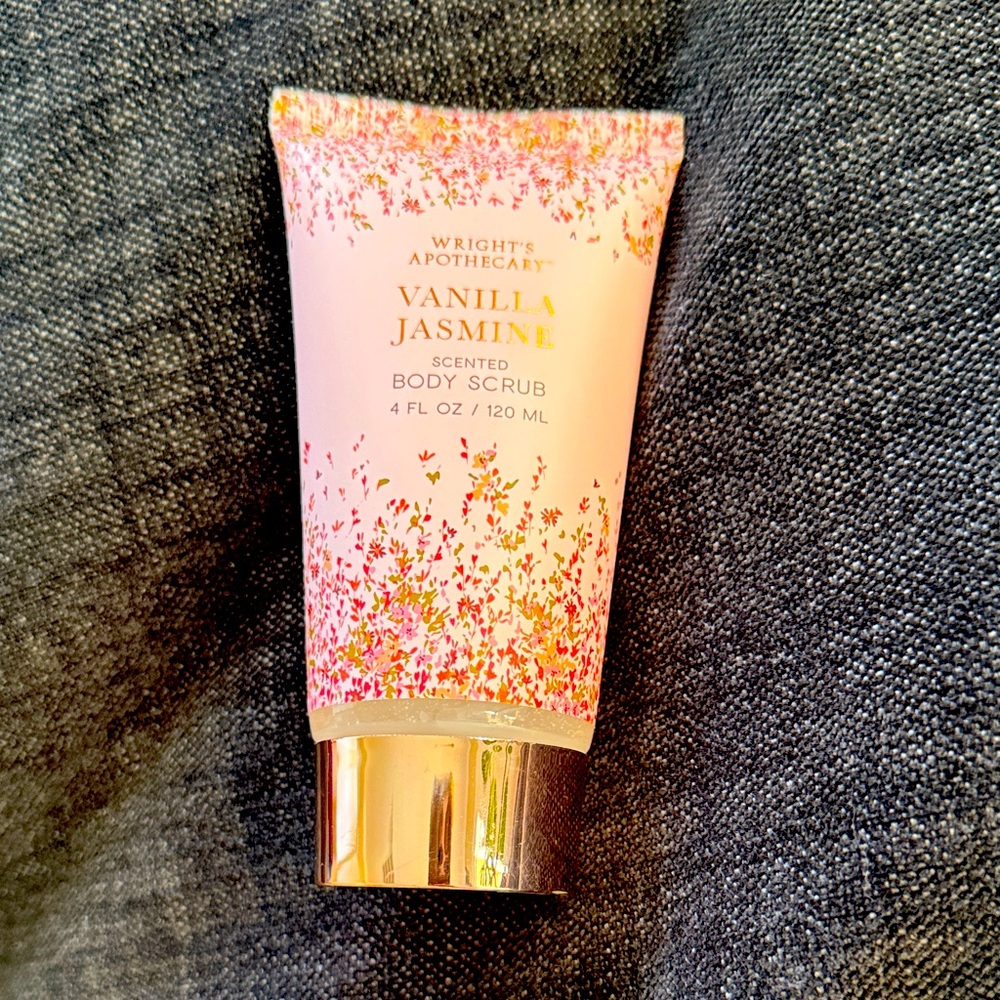 🆕 Wright’s Apothecary Vanilla Jasmine Body Scrub - 4floz